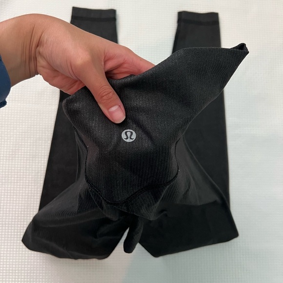 lululemon Align™ High-Rise Ribbed Pant 25" Shine in Radiate Foil Print Black - Picture 5 of 7